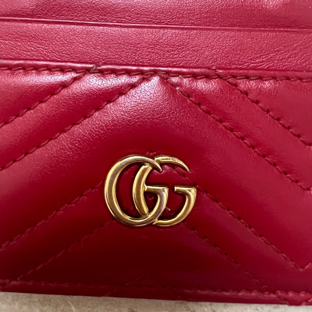Gucci GG Marmont 2.0 Quilted Card Holder - Picture 2 of 11